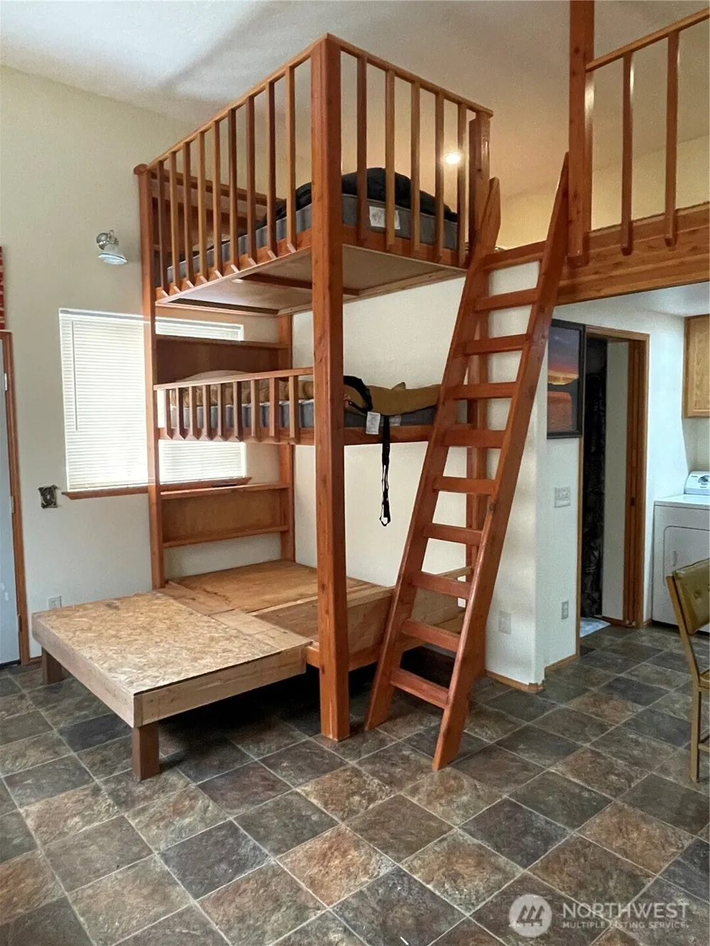 37855 Skyview Court Creston, WA 99147