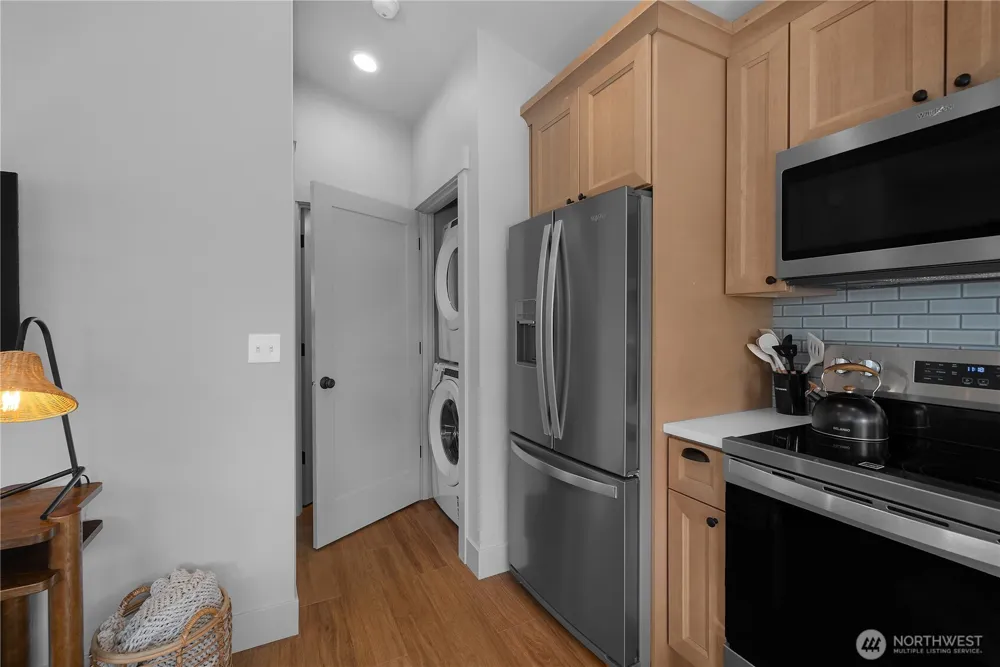 40 Bungalow Loop Pacific Beach, WA 98571