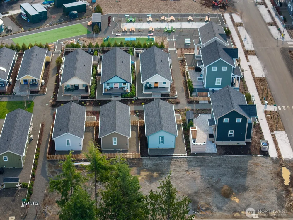 40 Bungalow Loop Pacific Beach, WA 98571