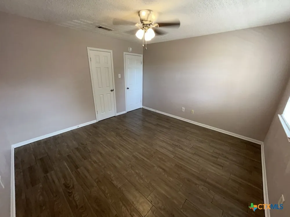 105 Reagan Ave Street Copperas Cove, TX 76522