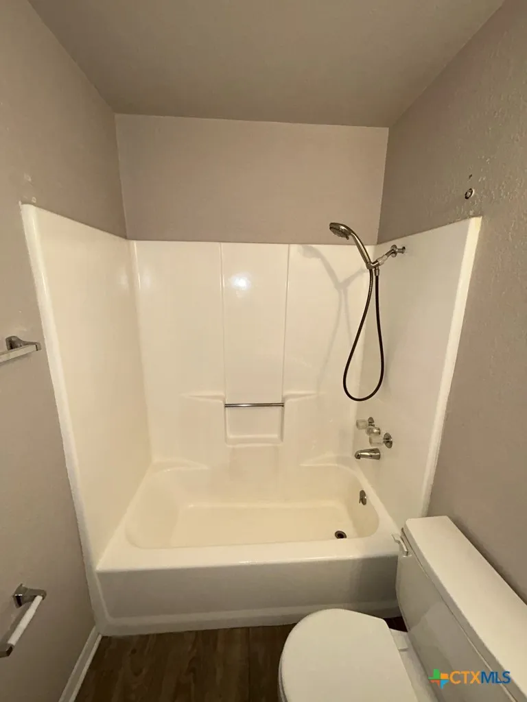 105 Reagan Ave Street Copperas Cove, TX 76522