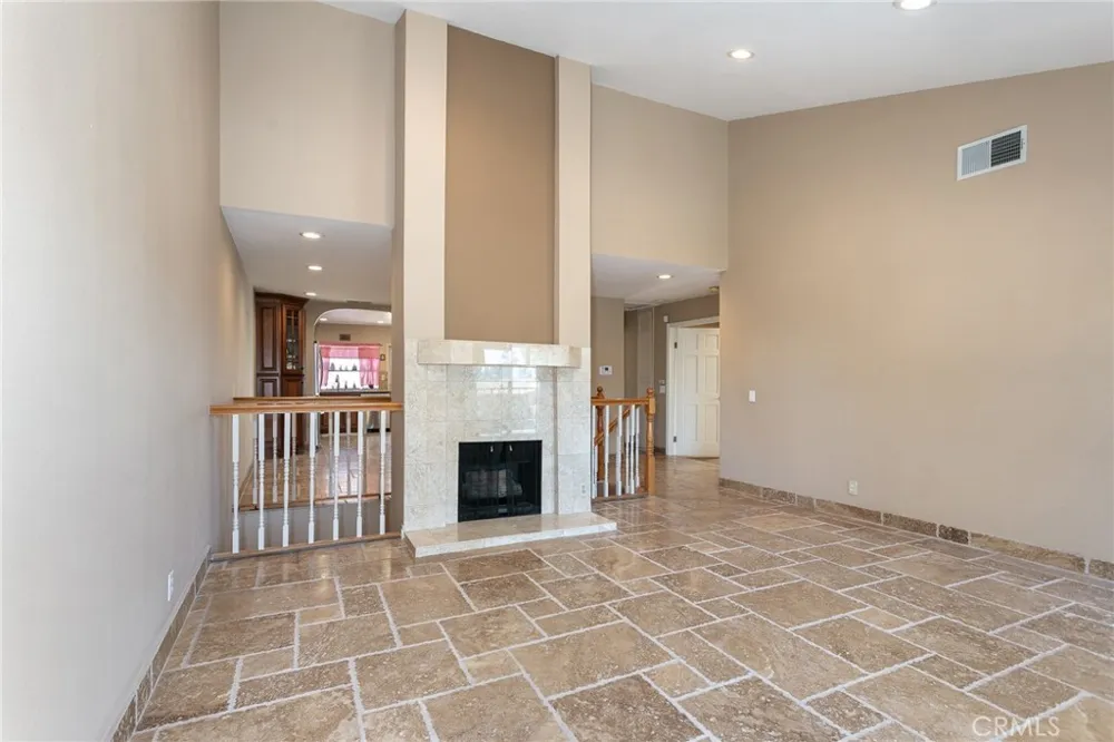 19519 Rinaldi #55 Porter Ranch, CA 91326