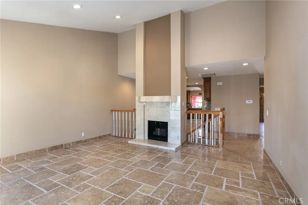19519 Rinaldi #55 Porter Ranch, CA 91326