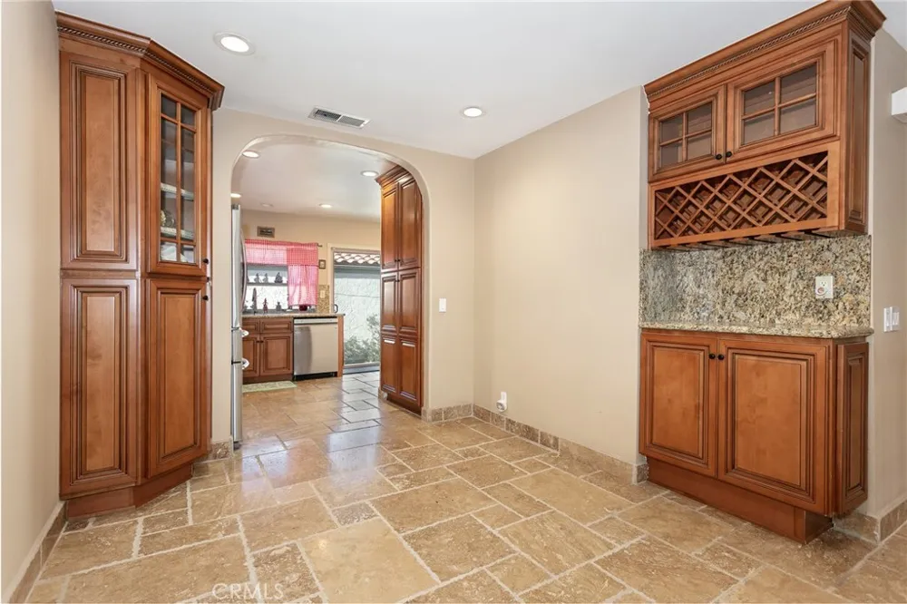 19519 Rinaldi #55 Porter Ranch, CA 91326