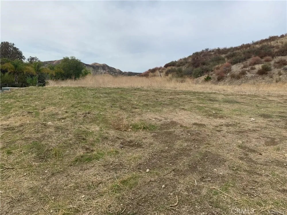 27198 Sand Canyon Road Canyon Country, CA 91387