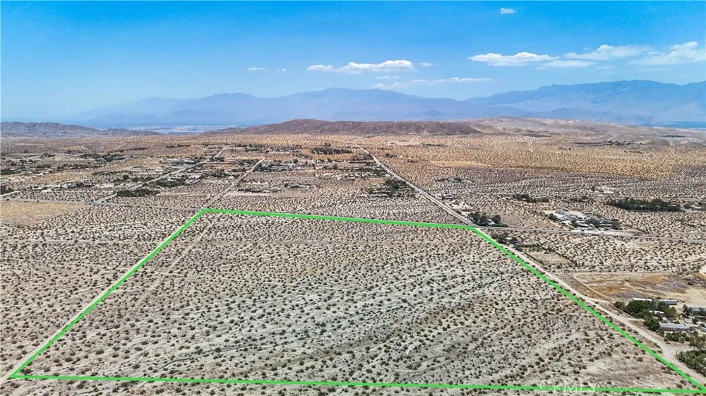 60 Dillon Road Sky Valley, CA 92241