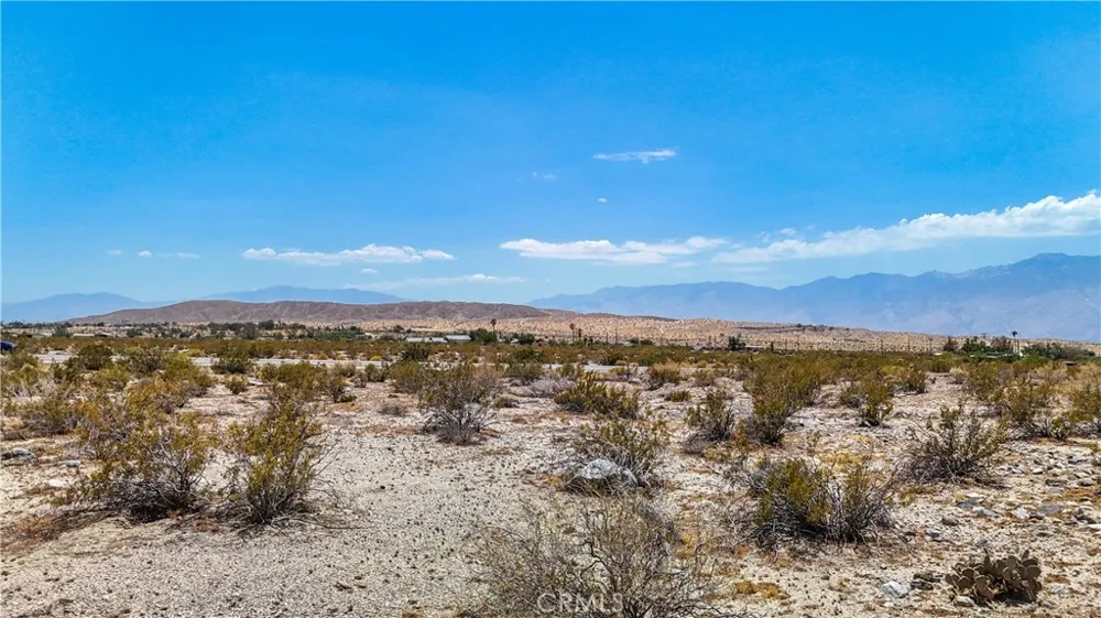 60 Dillon Road Sky Valley, CA 92241