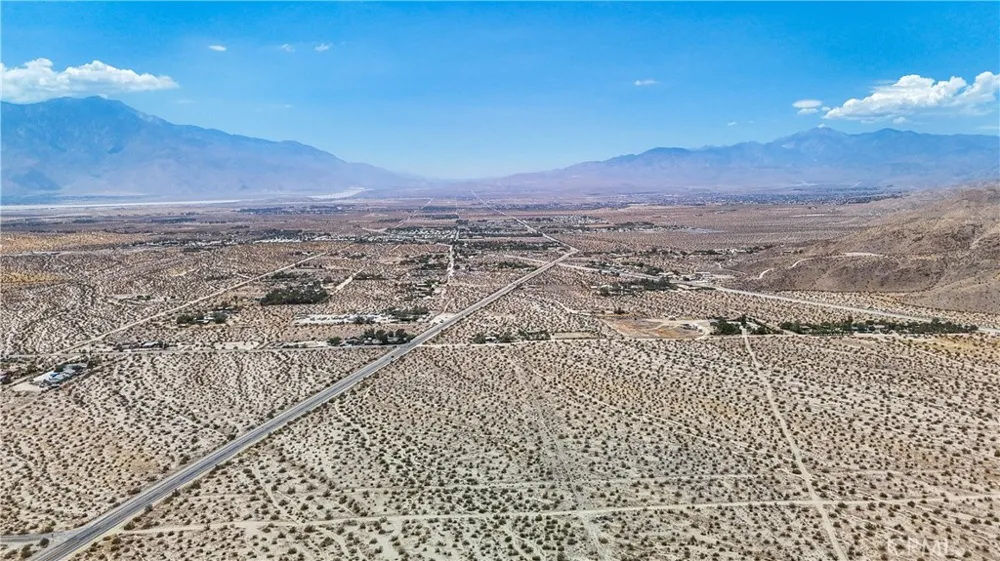 60 Dillon Road Sky Valley, CA 92241