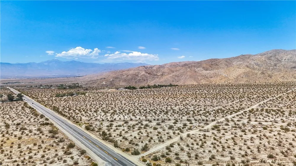 60 Dillon Road Sky Valley, CA 92241