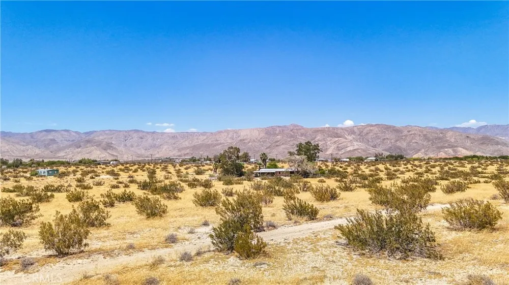 23 Ford Avenue Sky Valley, CA 92241