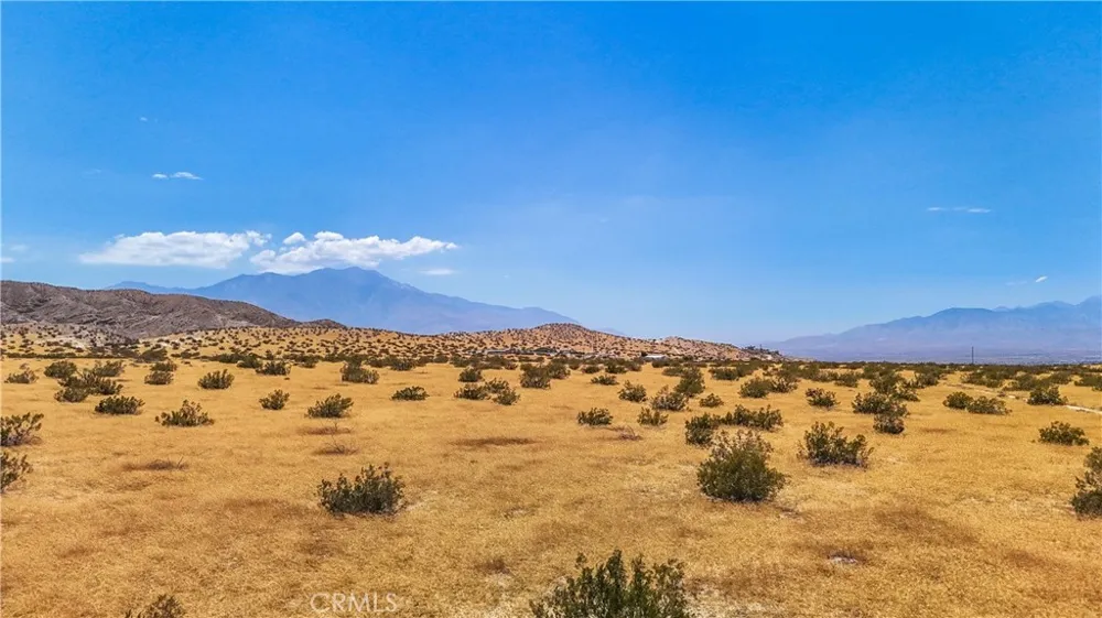 23 Ford Avenue Sky Valley, CA 92241