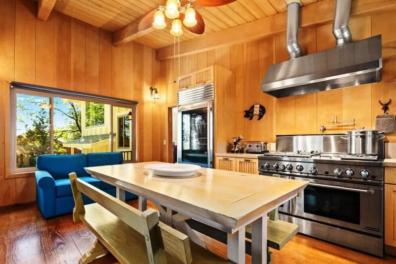 25630 Sunrise Drive Idyllwild, CA 92549