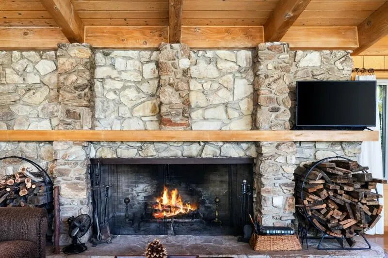 25630 Sunrise Drive Idyllwild, CA 92549