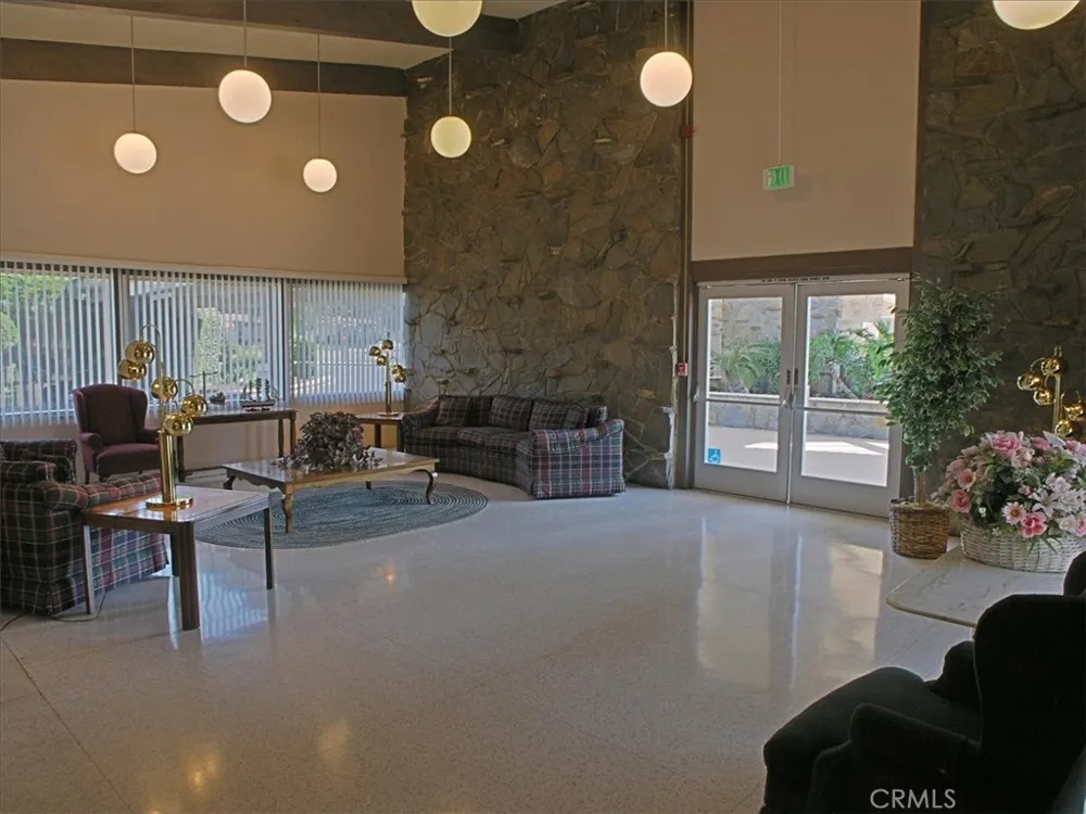 19334 Oak Crossing Newhall, CA 91321