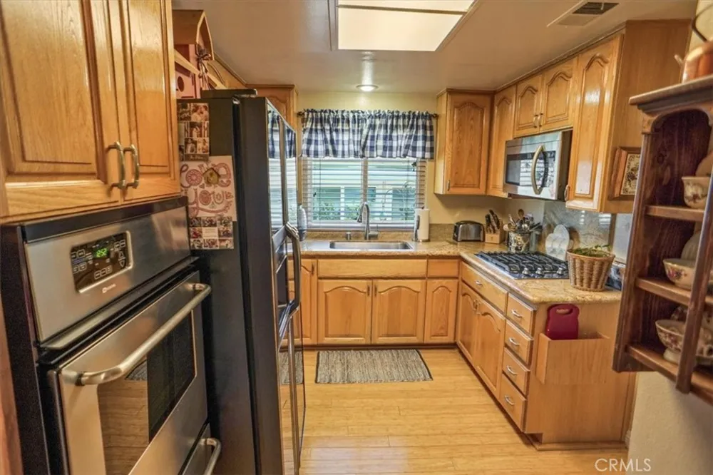 19334 Oak Crossing Newhall, CA 91321