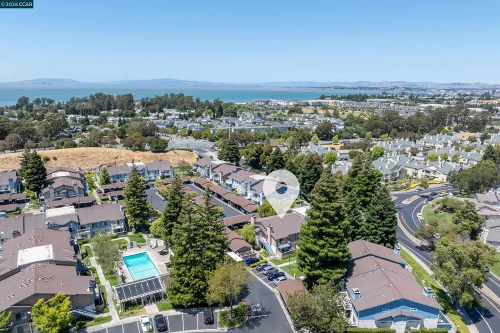 15 Glenwood Hercules, CA 94547