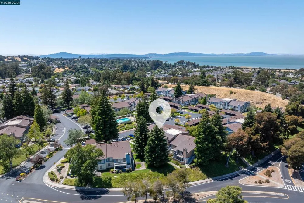 15 Glenwood Hercules, CA 94547