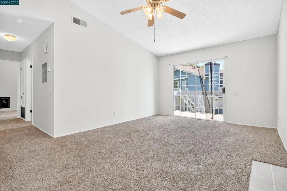 15 Glenwood Hercules, CA 94547