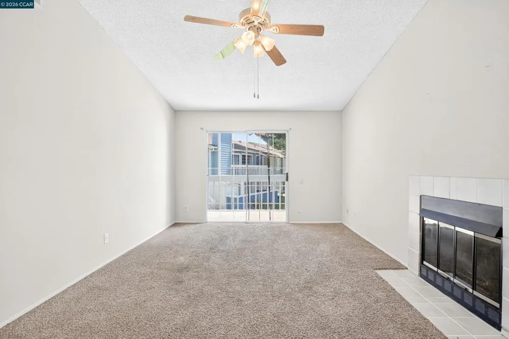 15 Glenwood Hercules, CA 94547