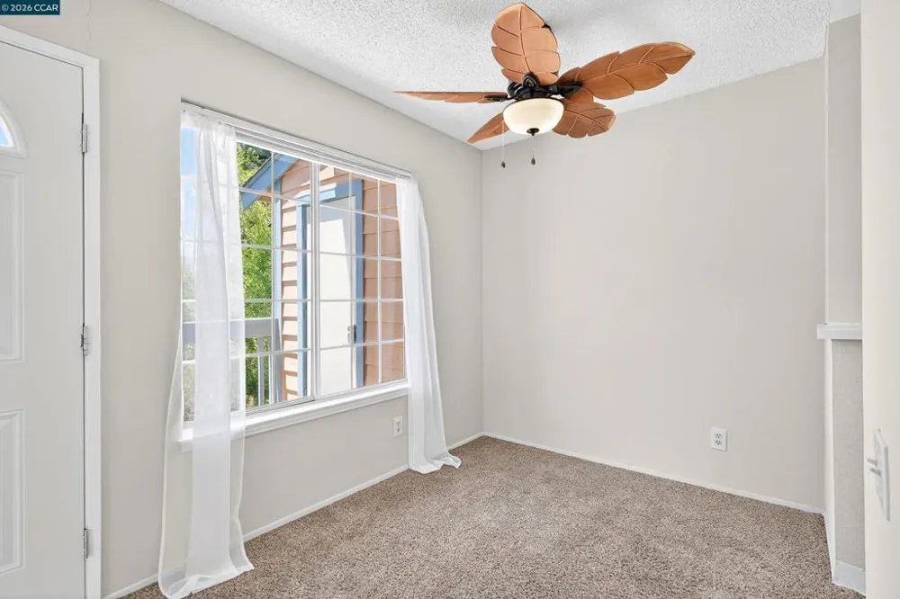 15 Glenwood Hercules, CA 94547
