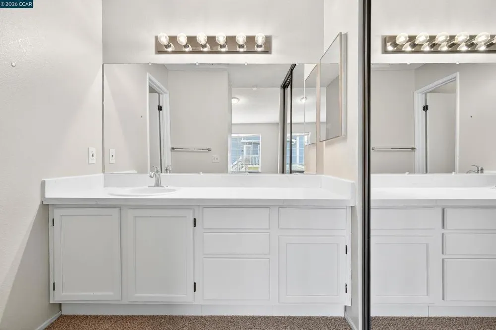 15 Glenwood Hercules, CA 94547