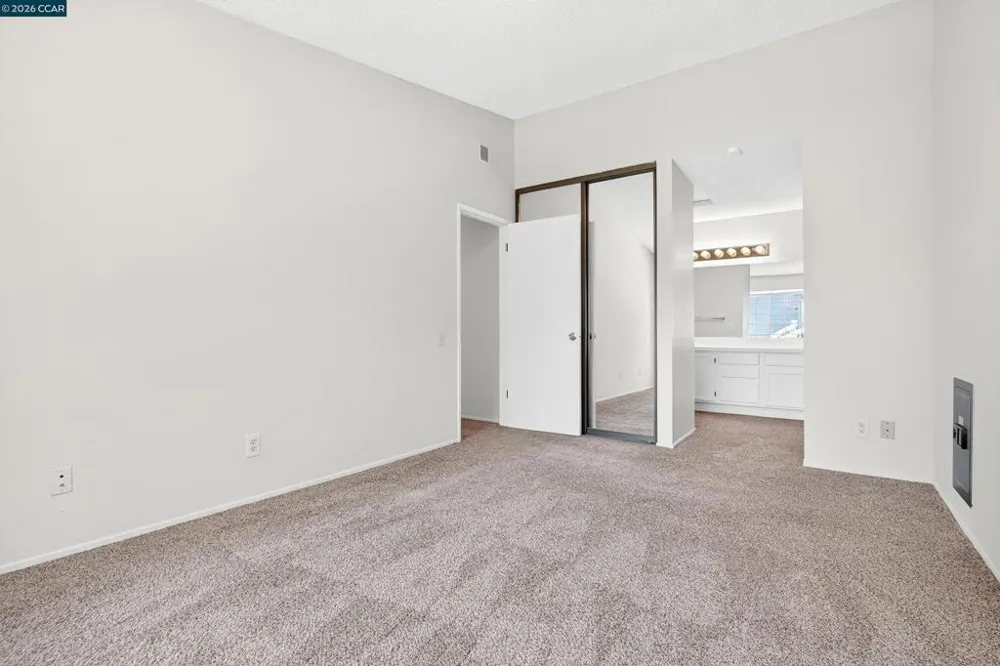 15 Glenwood Hercules, CA 94547
