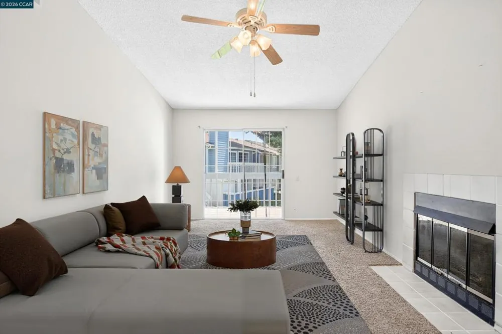 15 Glenwood Hercules, CA 94547