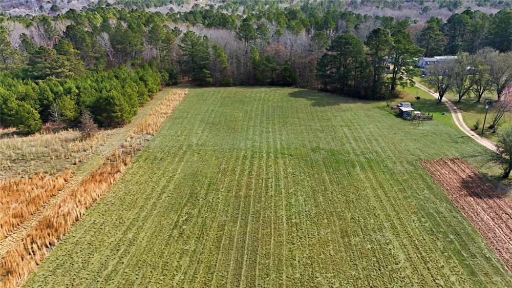 20524 County Road 4129 Lindale, TX 75771