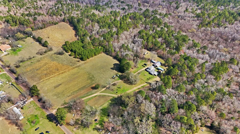 20524 County Road 4129 Lindale, TX 75771