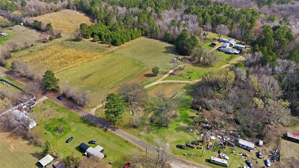 20524 County Road 4129 Lindale, TX 75771