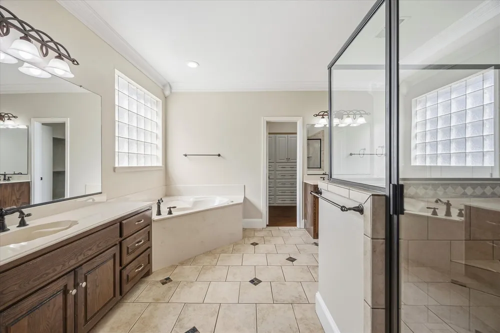 18176 Langford Lane Talty, TX 75126