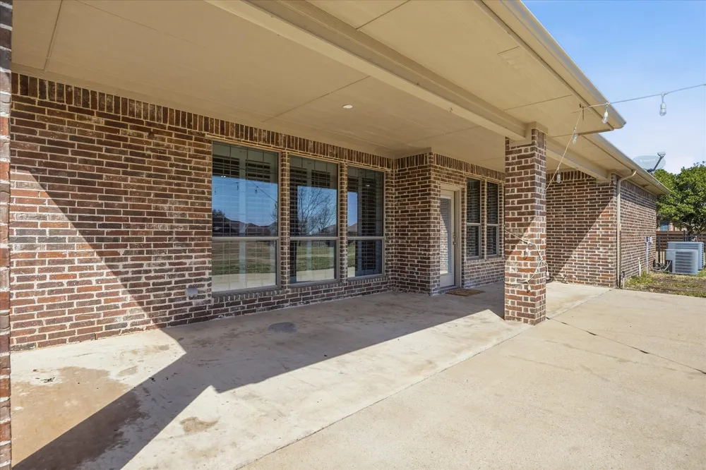 18176 Langford Lane Talty, TX 75126