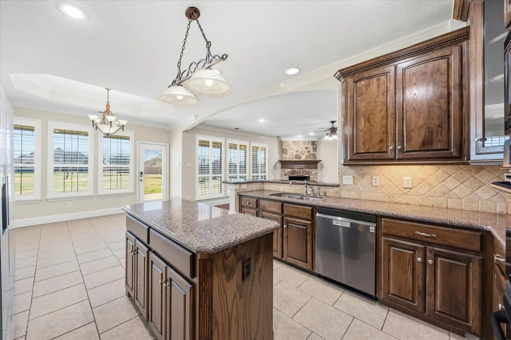 18176 Langford Lane Talty, TX 75126
