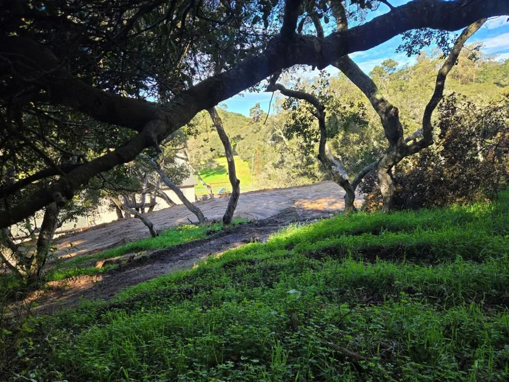Paradise Road Salinas, CA 93907