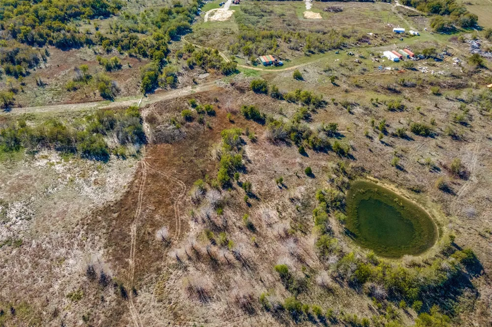 430 Jackson Road Maypearl, TX 76064