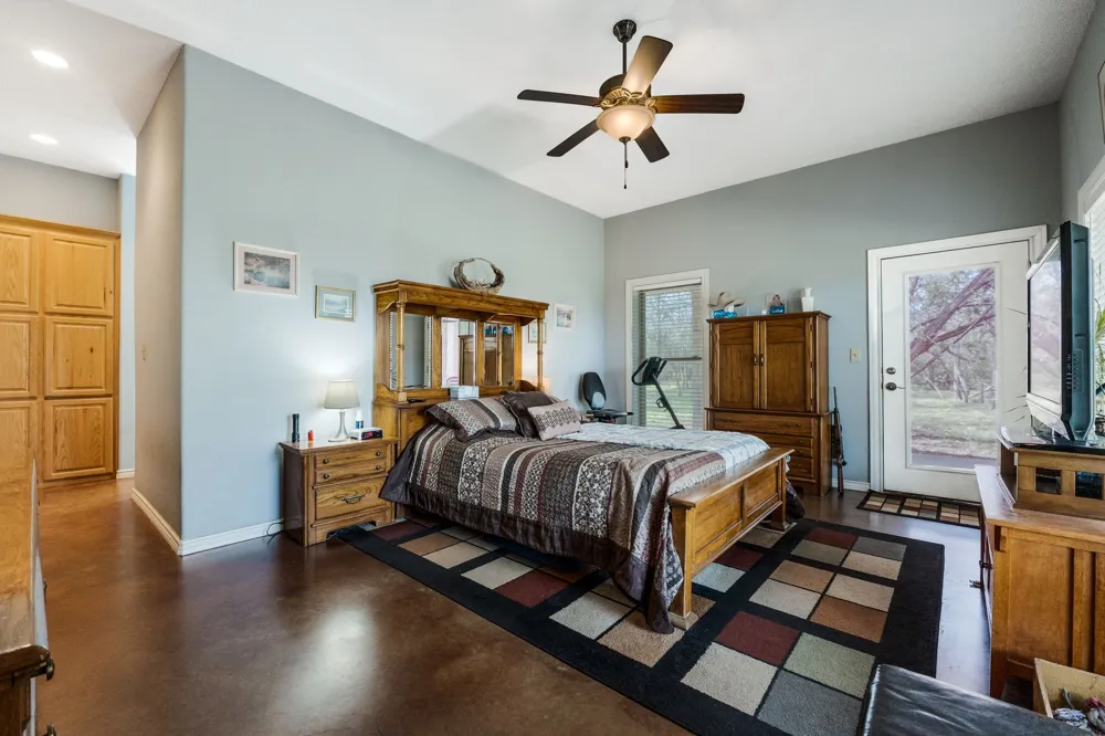 8089 Fm 580 E Kempner, TX 76539