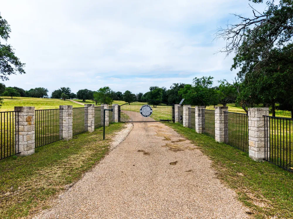 8089 Fm 580 E Kempner, TX 76539