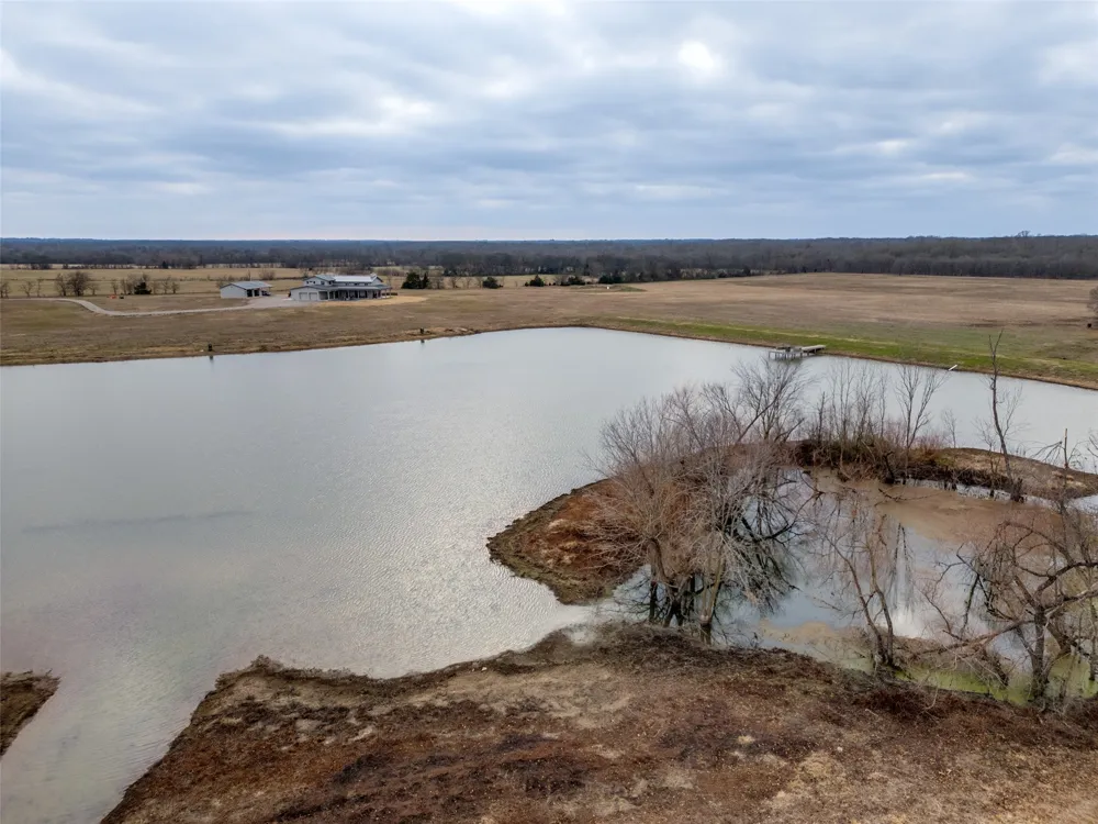 3025 Farm Road 900 W Saltillo, TX 75478
