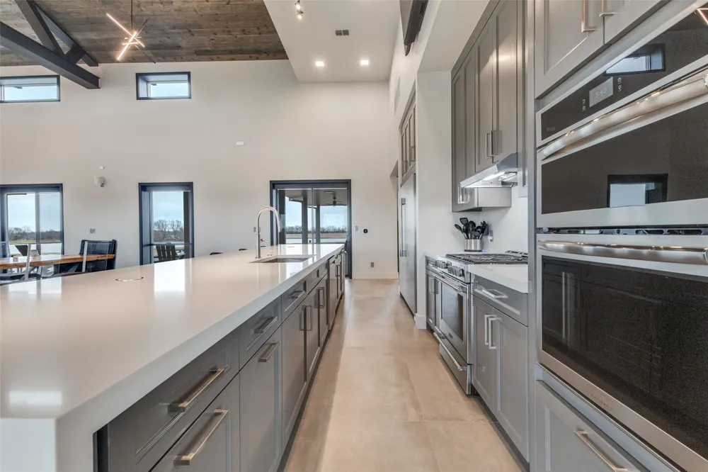 3025 Farm Road 900 W Saltillo, TX 75478