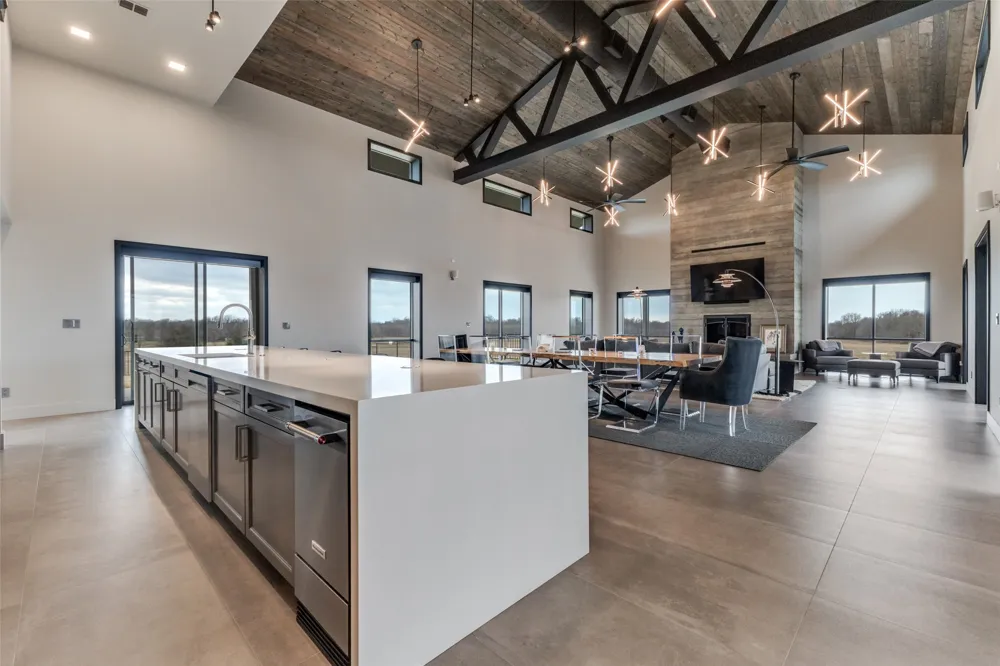 3025 Farm Road 900 W Saltillo, TX 75478