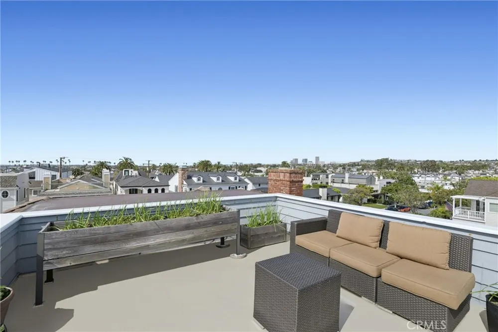304 Marigold Corona del Mar, CA 92625