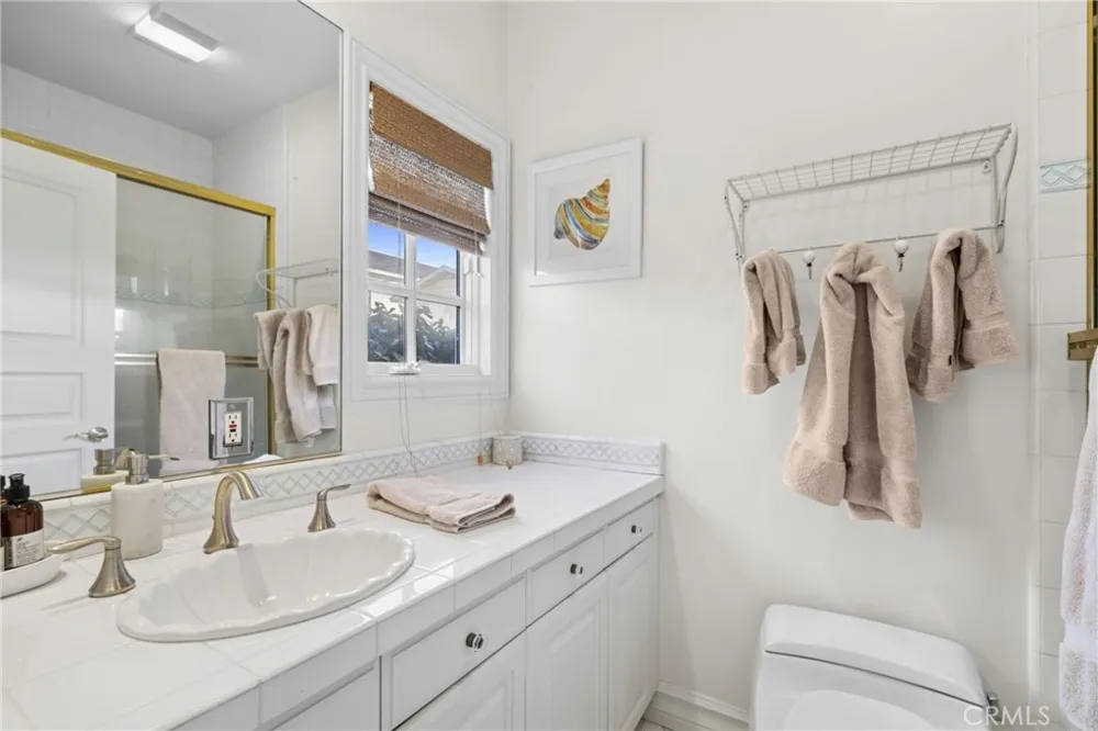 304 Marigold Corona del Mar, CA 92625