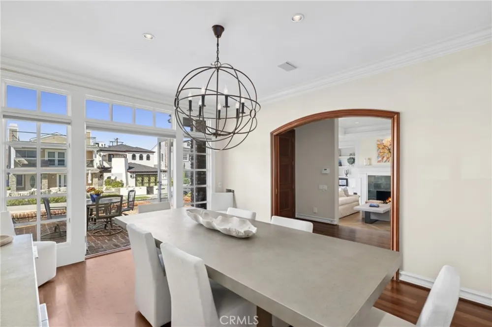 304 Marigold Corona del Mar, CA 92625