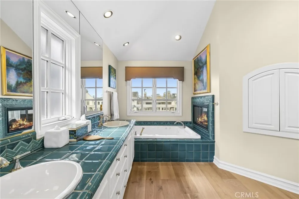304 Marigold Corona del Mar, CA 92625