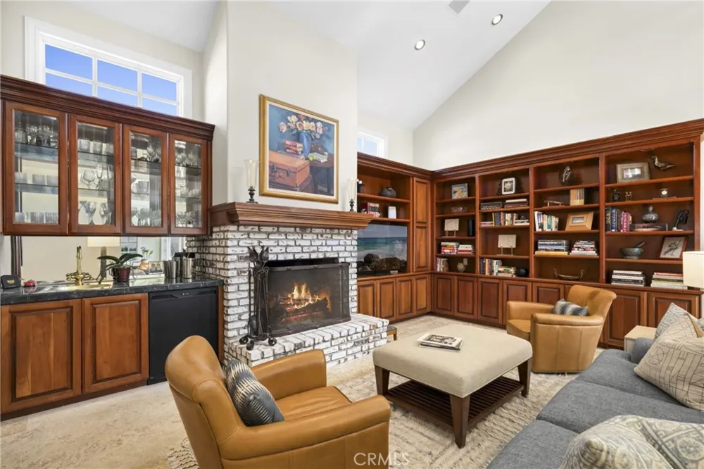 304 Marigold Corona del Mar, CA 92625