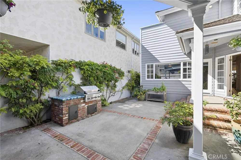 304 Marigold Corona del Mar, CA 92625
