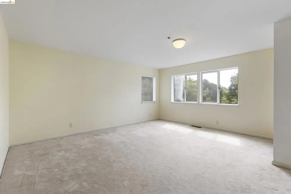 2745 Butters Drive Oakland, CA 94602