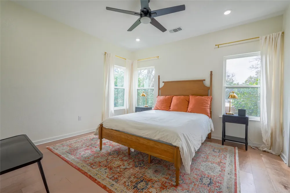 1904 17th Waco, TX 76707