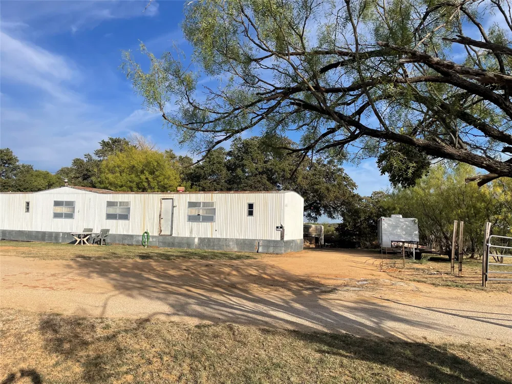 8210 Fm 2231 W Breckenridge, TX 76424