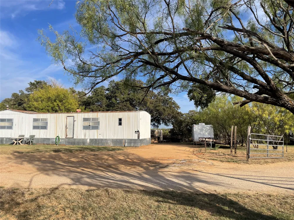 8210 Fm 2231 W Breckenridge, TX 76424